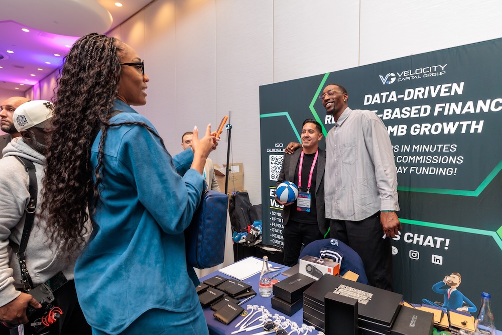 deBanked CONNECT MIAMI 2026