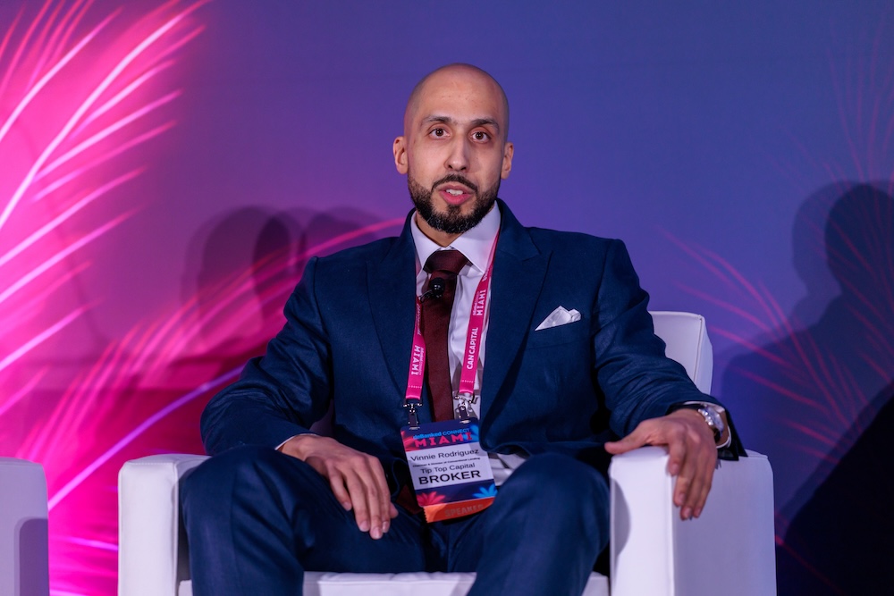 deBanked CONNECT MIAMI 2026