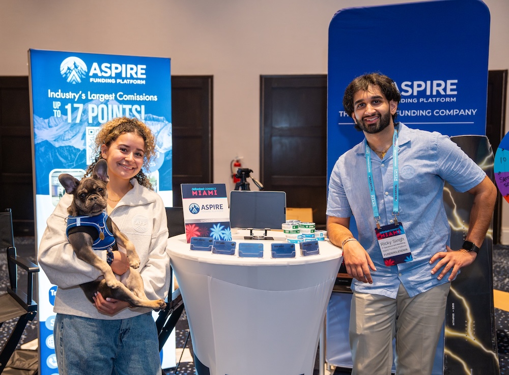 deBanked CONNECT MIAMI 2026